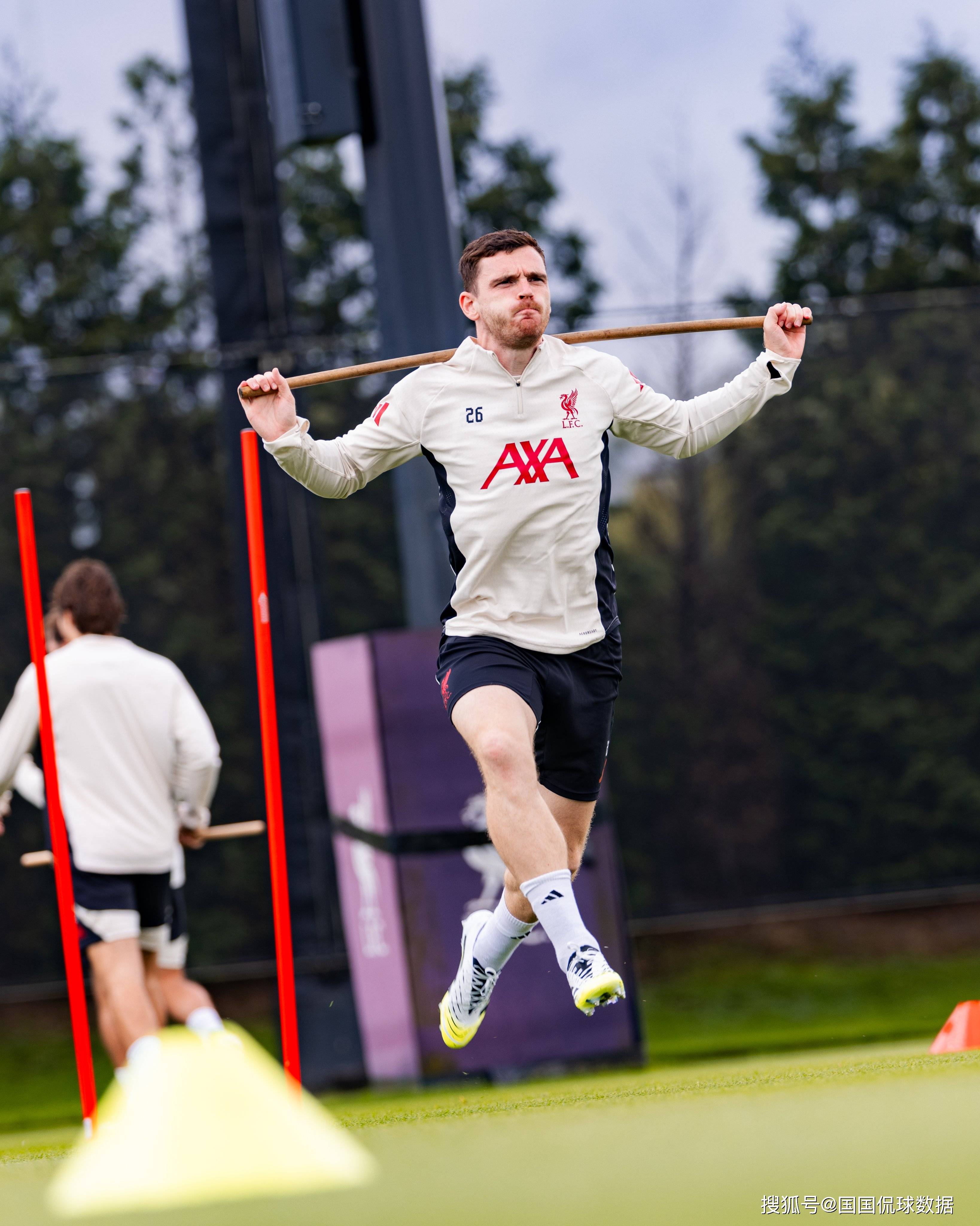 开云-关于国际比赛日巴黎圣日耳曼备战社区盾,主帅复盘细节曝光,更衣室稳定,纪律约束更严格的信息