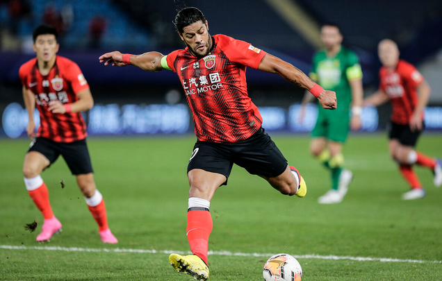 开云-皇家马德里训练开放日，集结日回应争议引欢呼，中超在即，心理建设被强调的简单介绍